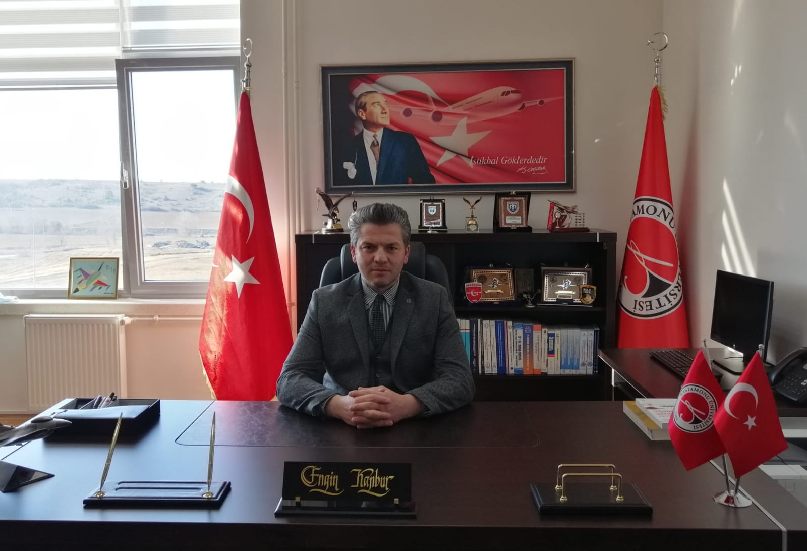  Doç. Dr. Engin KANBUR